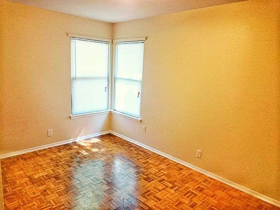 5th image of 5038 Bayhead Dr