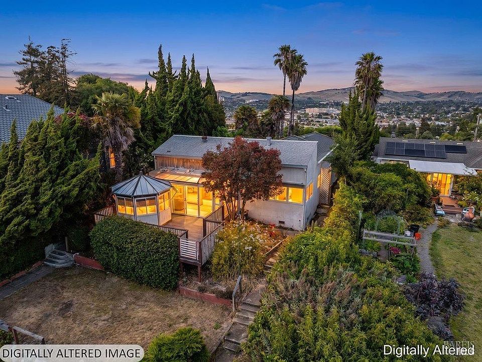 1st image of 129 Harrier Avenue