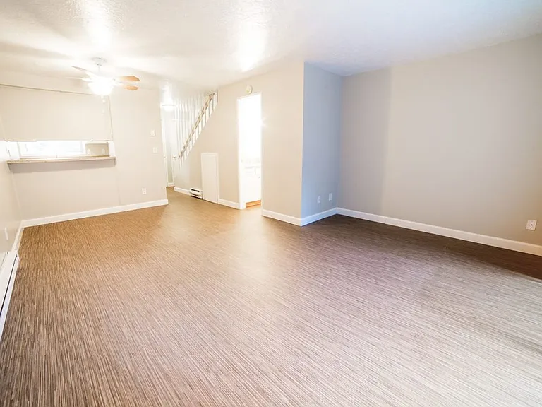 11900 SW Allen Blvd — Photo 11