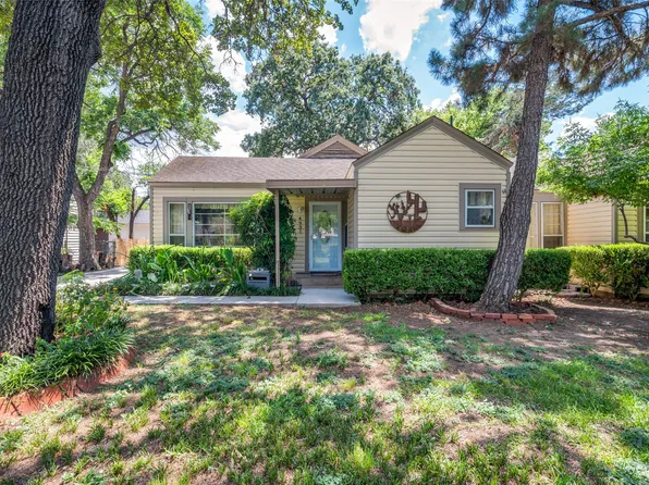 4931 Black Oak Ln, River Oaks, TX 76114