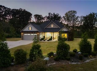 1437 Casey Creek Rd, Chesnee, SC 29323