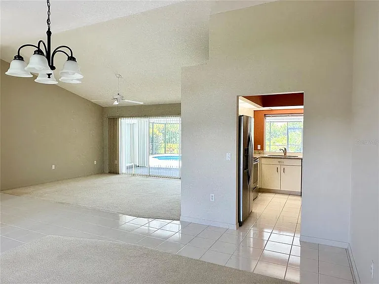 5024 Southern Pine Cir — Photo 18