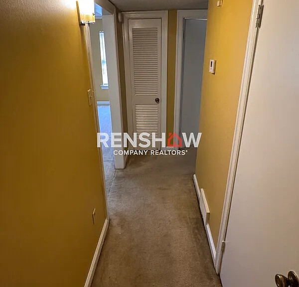 3222 Thirteen Colony Mall #2B — Photo 11