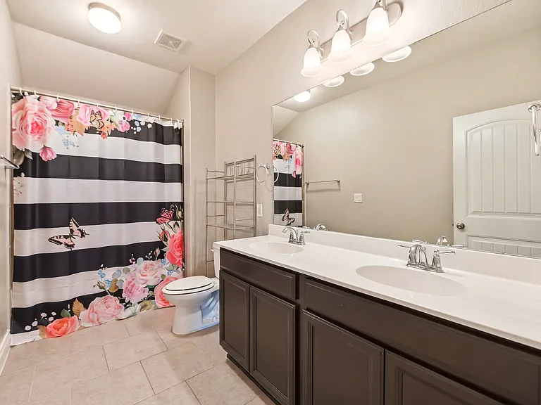 6813 Concho Crk — Photo 21