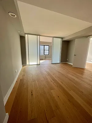 Rented by Olympia House Delaware LP | media 133