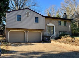 421 Thompson Run Rd, Mcknight, PA 15237