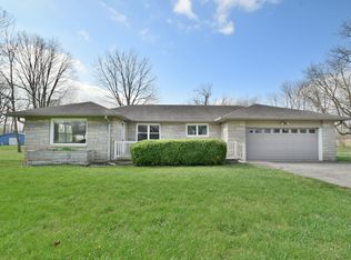 67 W Brookville Rd, Fountaintown, IN 46130