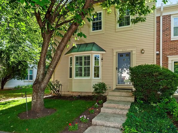 5711 Edgewater Oak Ct