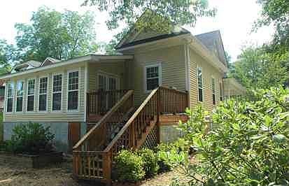 Back deck comes off sunroom