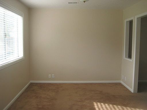 4th image of 7831 Chadbourne Dr Unit B