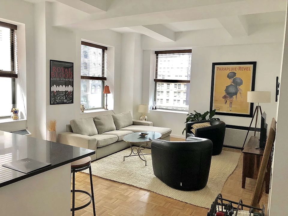 1st image of 99 John St APT 1902