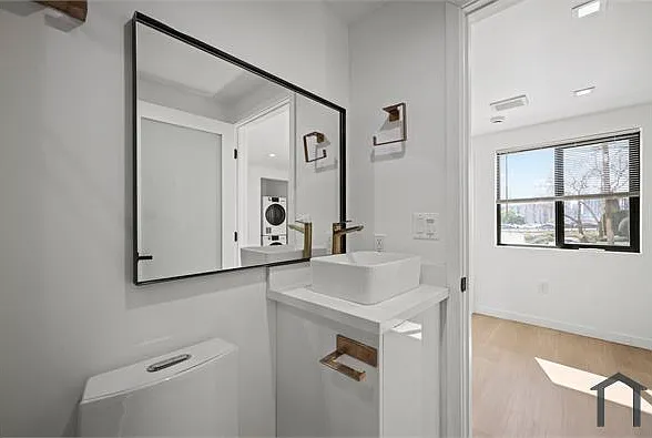 1139 Bellevue Ave #6 — Photo 11