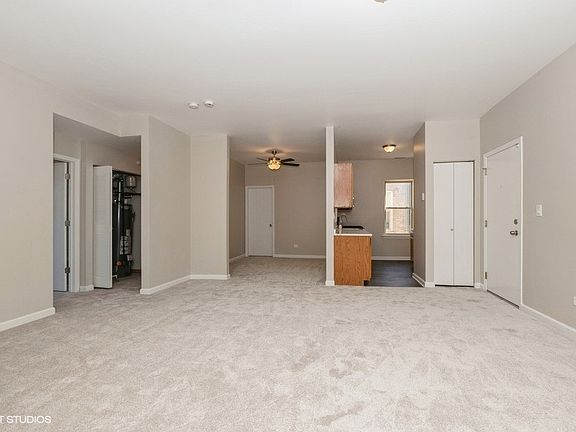 5th image of 7037 S Crandon Ave #319