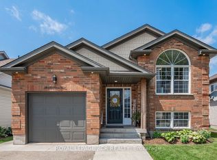 276 Millburn Blvd #B, Centre Wellington, ON N1M 3S3
