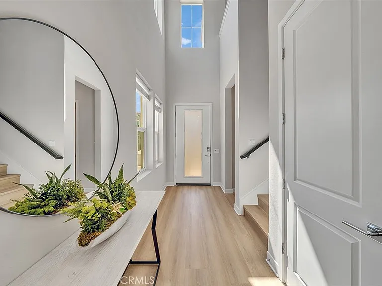 141 Edna Pkwy — Photo 13