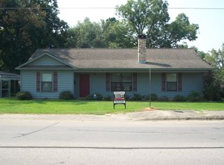 621 Pond St, Hope, AR 71801