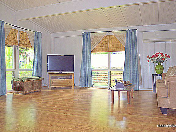 Front Living Room 