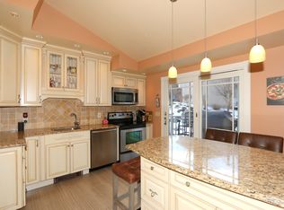 237 Dahlia Dr, Mahopac, NY 10541