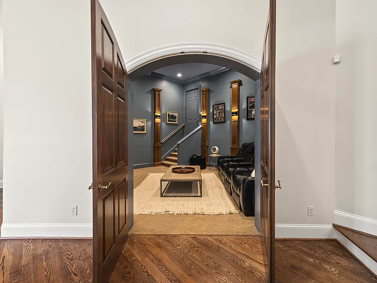 937 Travelers Ct — Photo 43