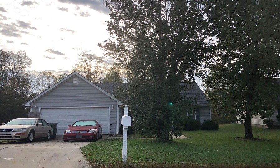 1st image of 207 Old Treybrooke Dr