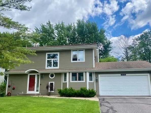 10725 45th Ave N, Plymouth, MN 55442