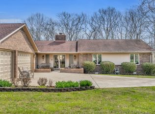 220 Jeffrey Dr, Fayetteville, TN 37334