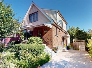 12 Orchard Hl, Hamilton, ON L8P2V7