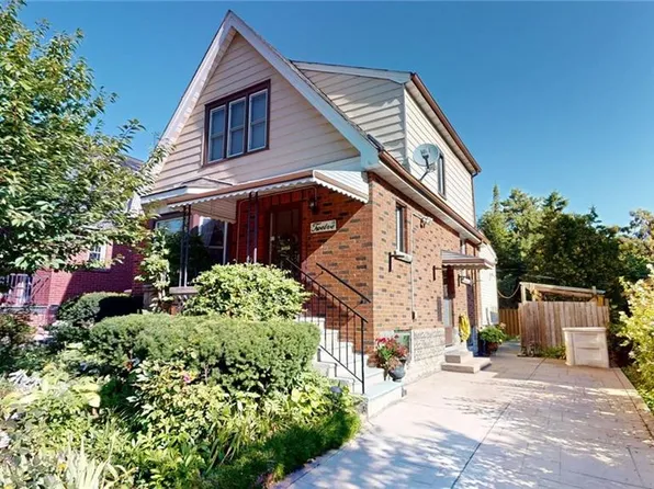 12 Orchard Hl, Hamilton, ON L8P 2V7