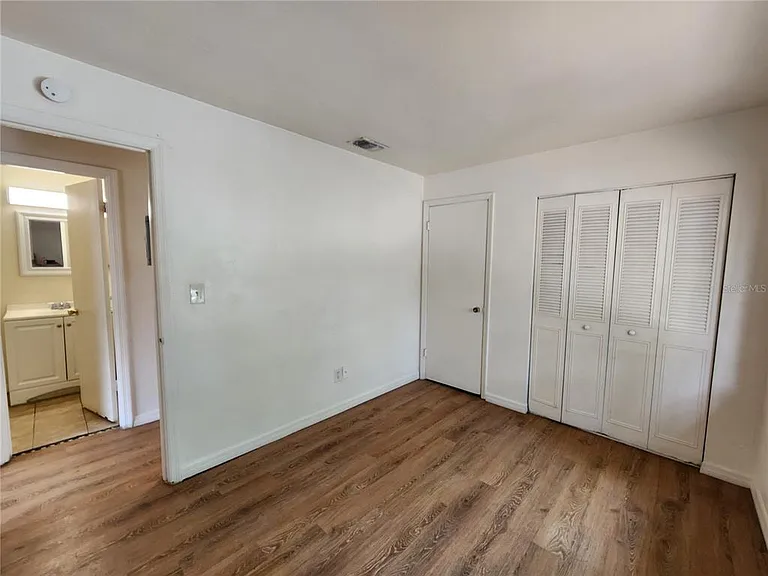 719 SW 70th Ter #5 — Photo 10
