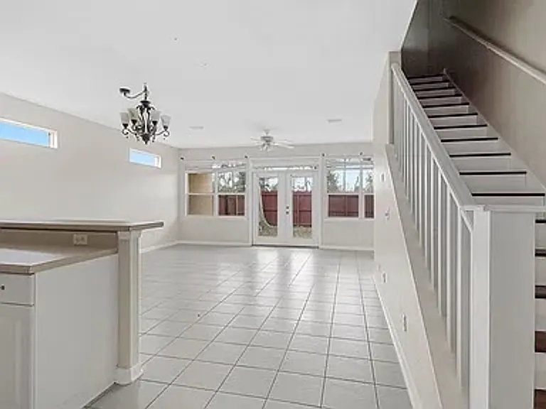 2612 Ravenwood Ct — Photo 17