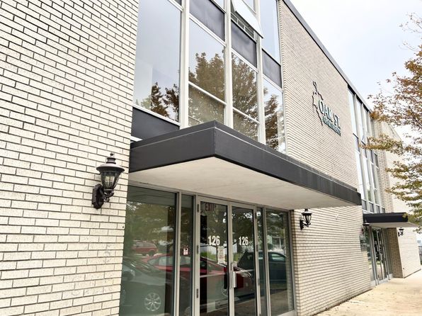 118-126 Oak St APT 104