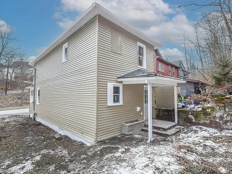 53 Courtdale Ave #1 — Photo 8
