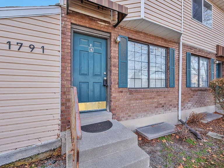 1791 W 1300 N #A — Photo 3