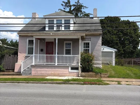 105 S Artizan St, Williamsport, MD 21795