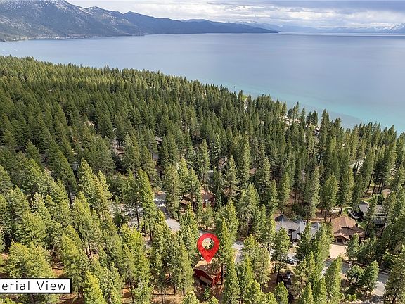 4th image of 670 Martis Peak Dr