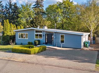 217 NW 6th St, Renton, WA 98057