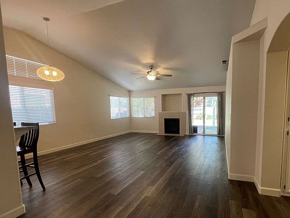 3rd image of 6009 Livorno Way