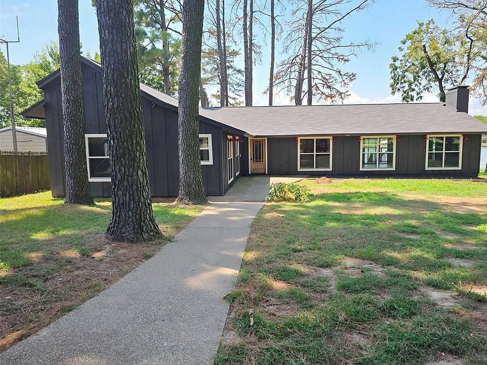 1st image of 190 Thunderbird Dr