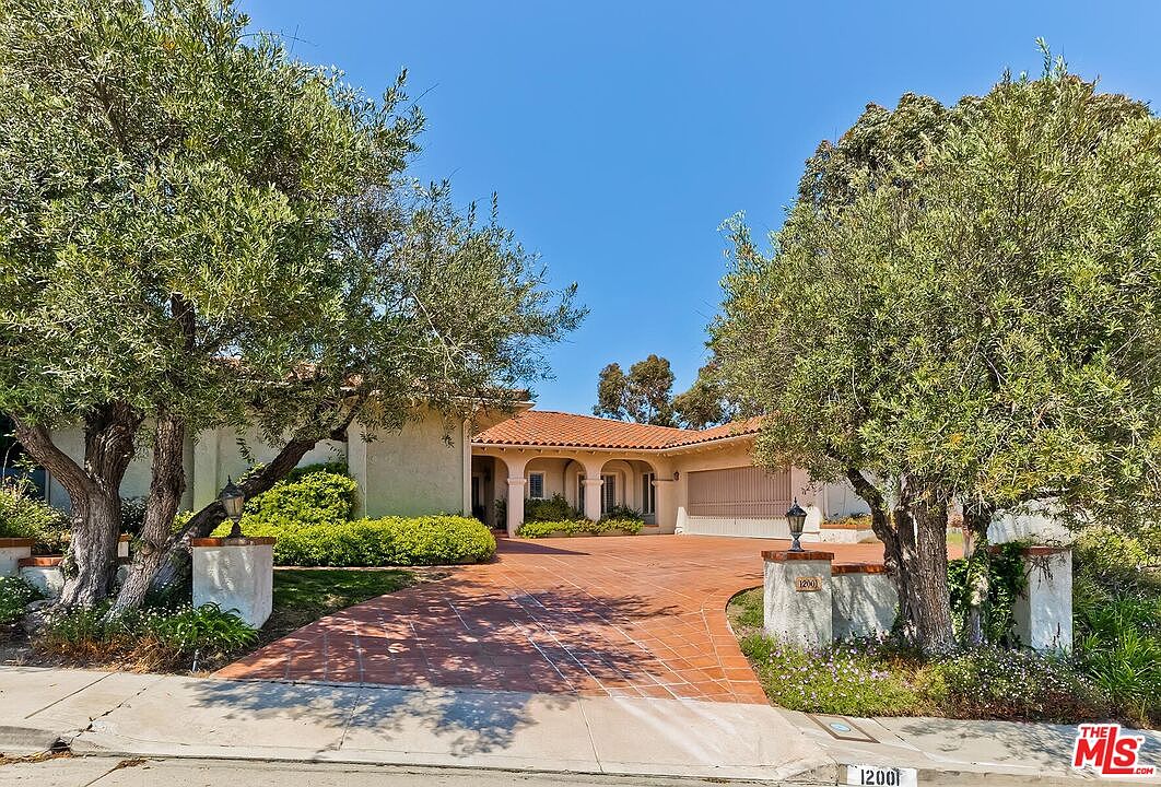 12001 Talus Pl, Beverly Hills, CA 90210 | MLS #24-393701 | Zillow