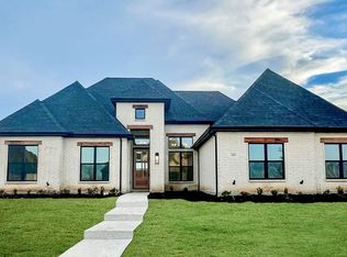 315 Broadmoor Dr, Haslet, TX 76052
