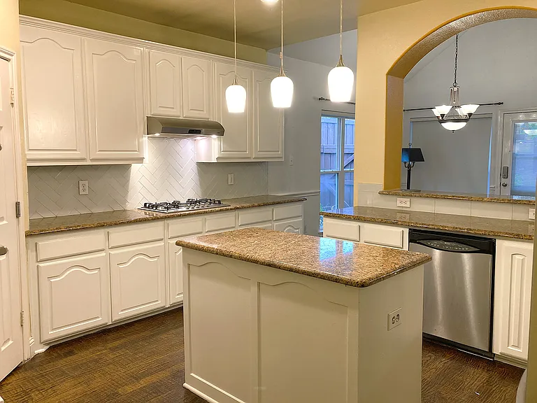 1923 Timber Ridge Dr — Photo 15