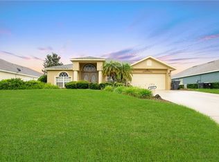 2327 Couples Dr, Lakeland, FL 33813