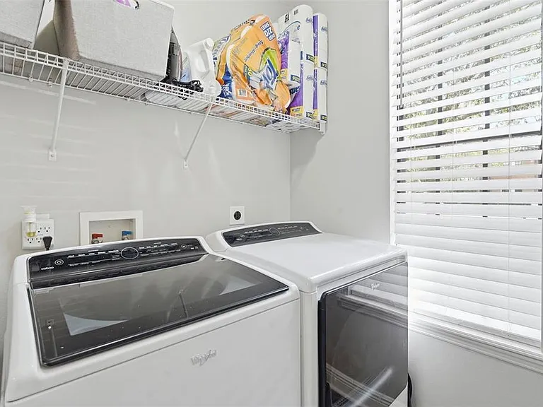 119 Elissar Dr — Photo 41