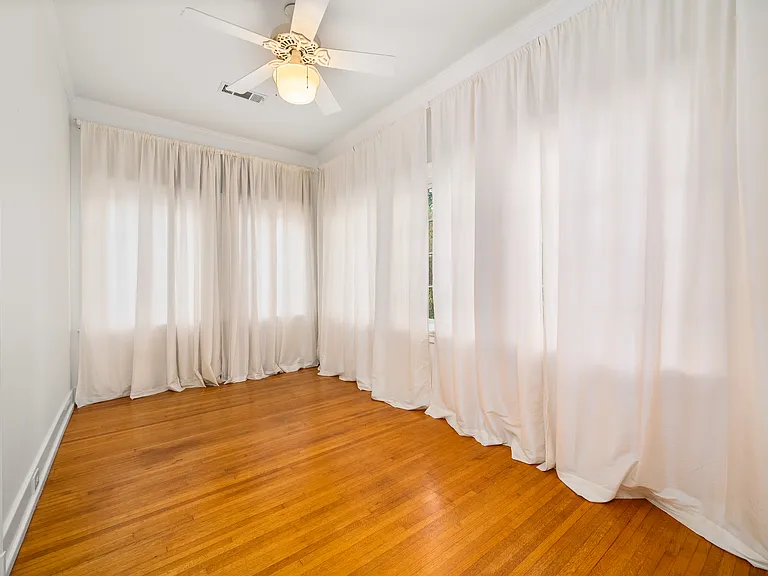 Sunroom off primary bedroom