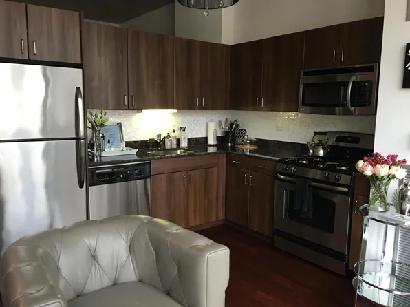 235 W Van Buren St #2100, Chicago, IL 60607