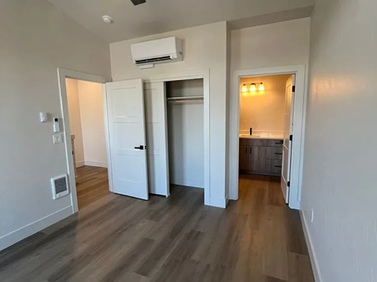 2522 SW Yew Ave #102 — Photo 18