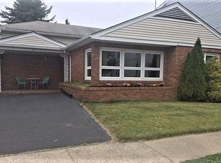 29 Norwood St, Haledon, NJ 07508