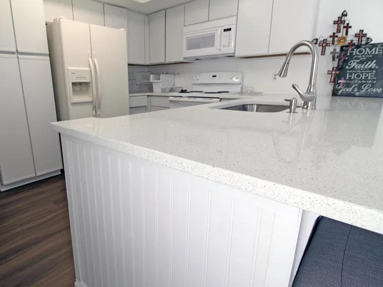 114 Gleneagles Dr — Photo 12