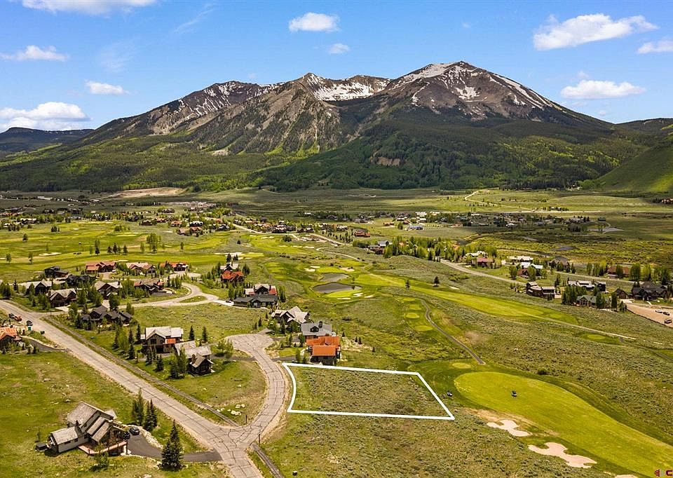 1st image of 45 Wapiti Way