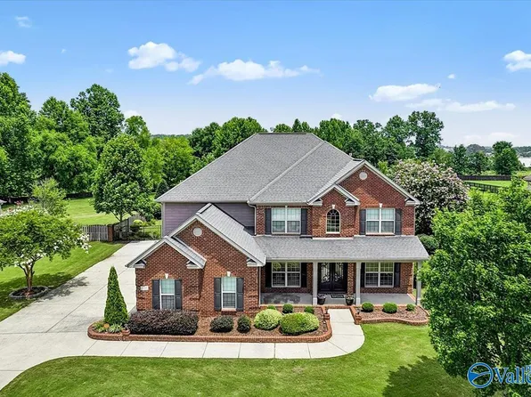 378 Natures Way SW, Huntsville, AL 35824